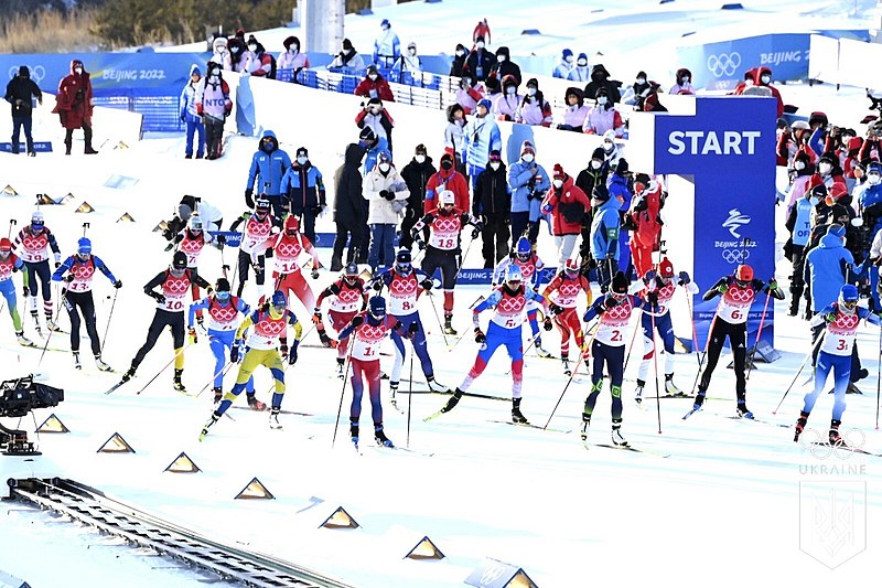 biathlon relayers at the start line
