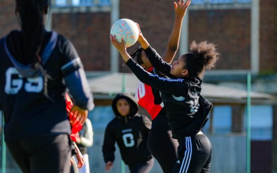 Girls playing netball