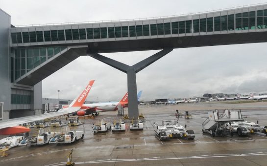 Photo of London Gatwick airport (showing planes in the background)