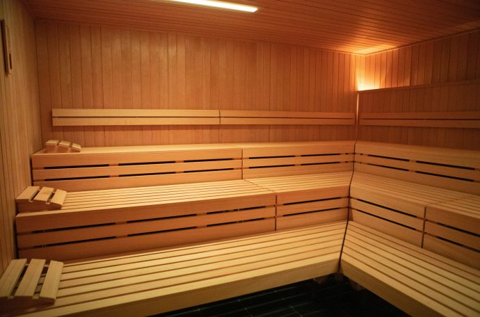 Are millennials ditching the pub for the sauna?