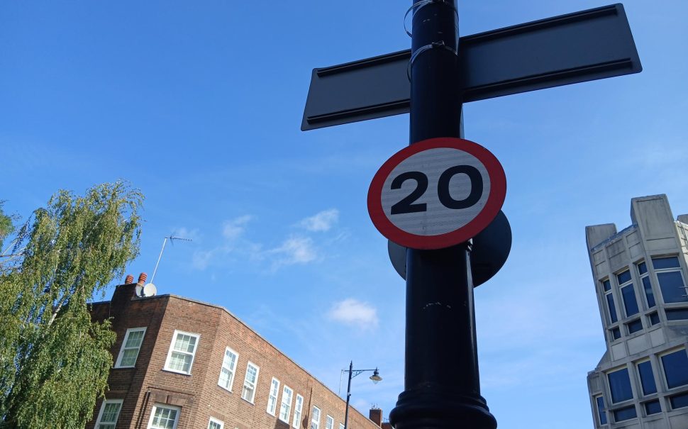 Image of a Twickenham stop sign